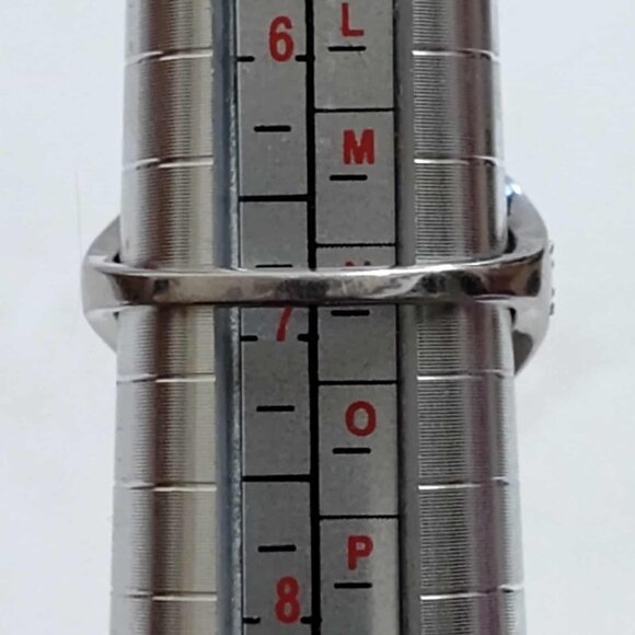 1.00ctw Round White DIAMOND Rhodium over STERLING SILVER RING - Size :7 - Picture 15 of 16